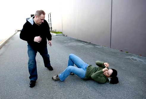 Worst-case scenario: Being kicked while on the ground – Sabeel Combatives